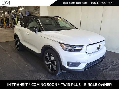 Used 2022 Volvo XC40 P8 Recharge Plus AWD/4WD image 3