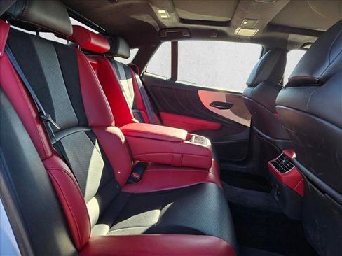Used 2022 Lexus LS 500 F Sport image 20