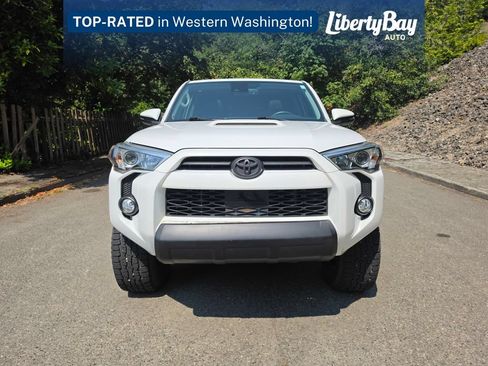 Used 2020 Toyota 4Runner TRD Off-Road Premium w/ Moonroof Package AWD/4WD image 2