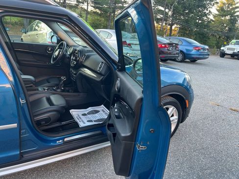 Used 2018 MINI Cooper Countryman ALL4 AWD/4WD image 9