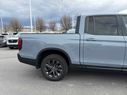 Used 2023 Honda Ridgeline Sport image 8