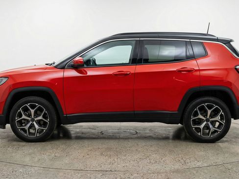 Used 2025 Jeep Compass Limited AWD/4WD image 5