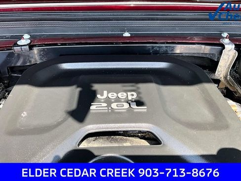 Used 2021 Jeep Wrangler Unlimited Rubicon AWD/4WD image 32