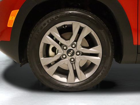 Used 2021 Kia Seltos S image 7