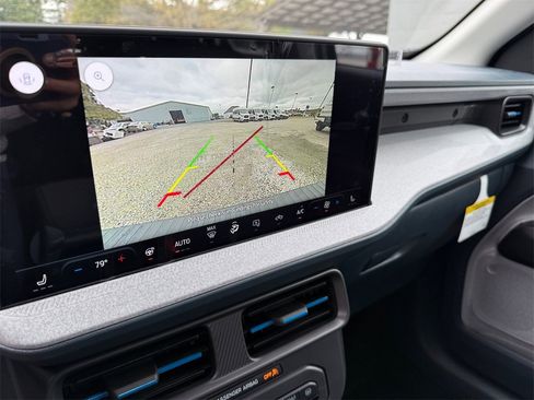 New 2025 Ford Maverick XLT w/ XLT Luxury Package image 23