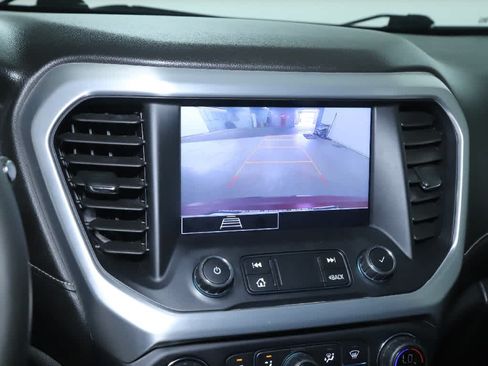 Used 2020 GMC Acadia SLE w/ Driver Convenience Package FWD image 30