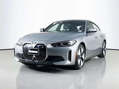 Certified 2023 BMW i4 eDrive35 w/ Premium Package image 3