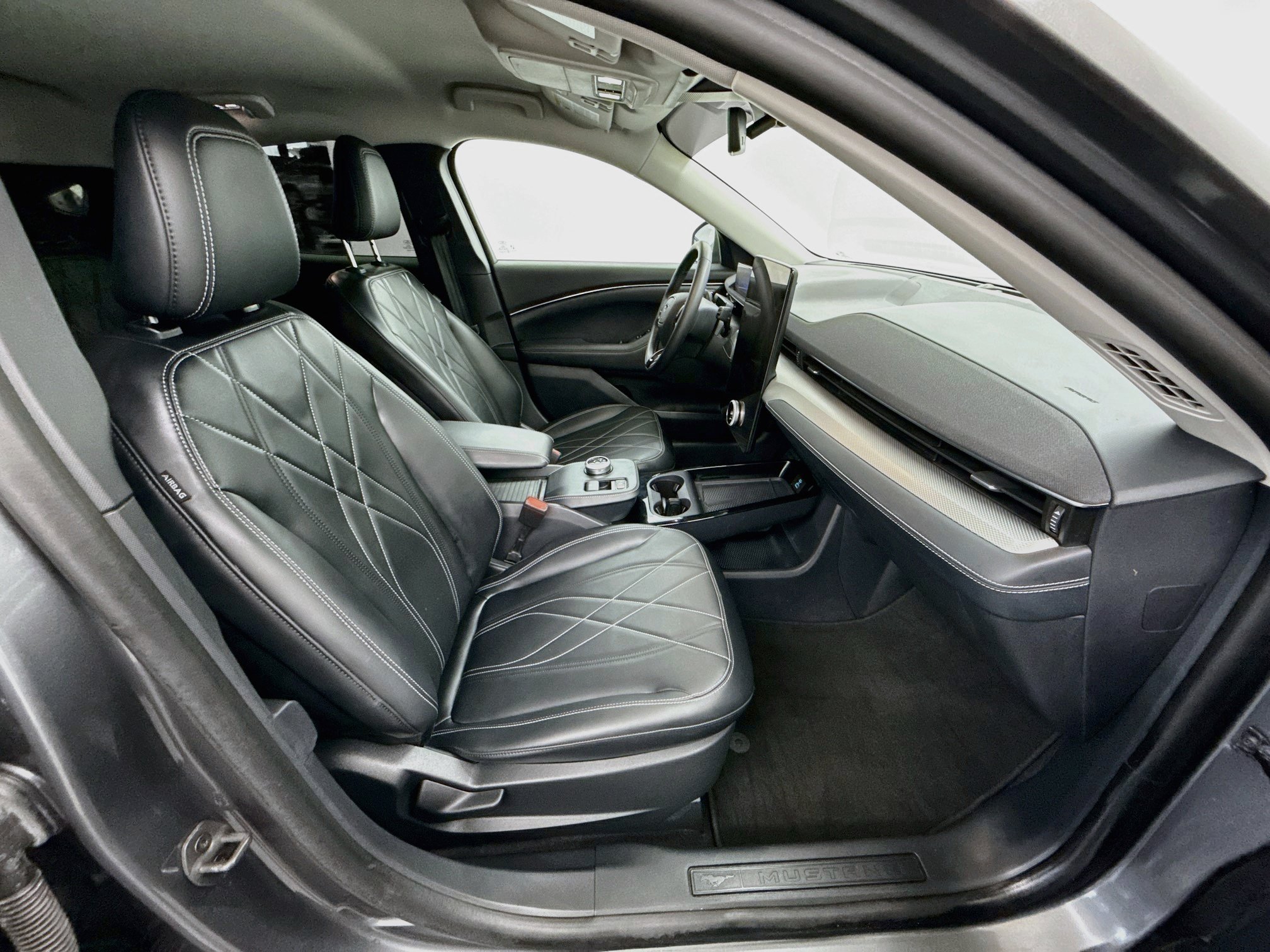 Used 2023 Ford Mustang Mach-E Select w/ Comfort Package Lite RWD image 31