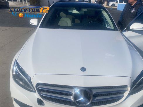 Used 2015 Mercedes-Benz C 300 4MATIC Sedan image 1