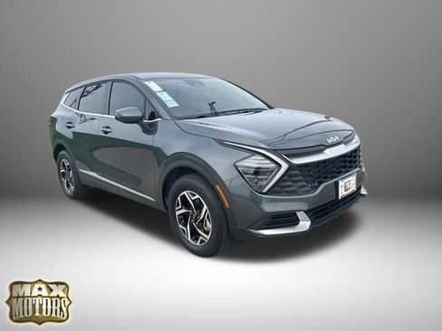 Used 2025 Kia Sportage LX AWD/4WD image 14