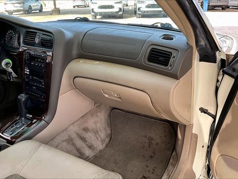 Used 2002 Subaru Outback H6 L.L. Bean Edition image 18