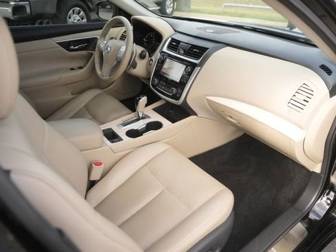 Used 2018 Nissan Altima 3.5 SL image 18