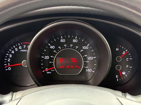 Used 2015 Kia Soul FWD image 24