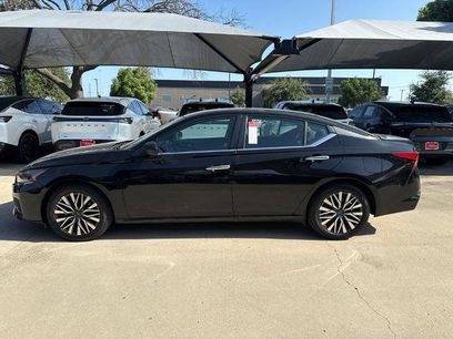 Certified 2025 Nissan Altima 2.5 SV