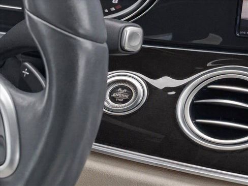 Certified 2019 Mercedes-Benz E 300 image 17