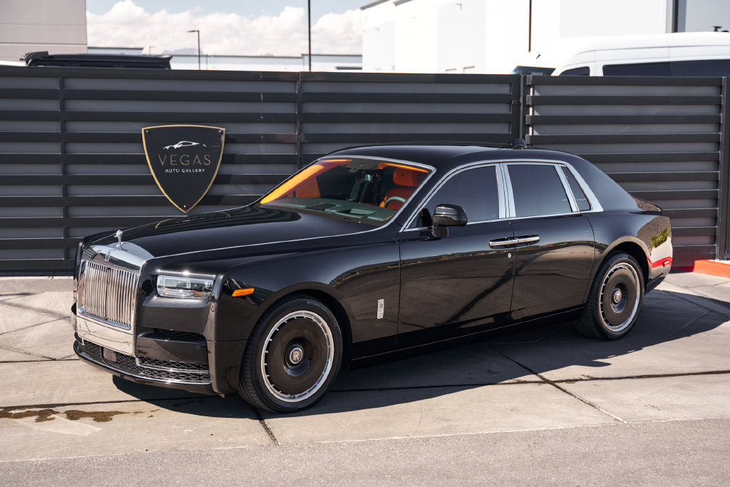 Used 2026 Rolls-Royce Phantom Sedan RWD image 5