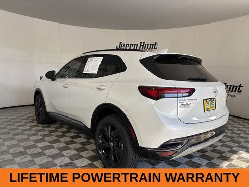 Used 2023 Buick Envision Essence w/ Sport Touring Package AWD/4WD image 4