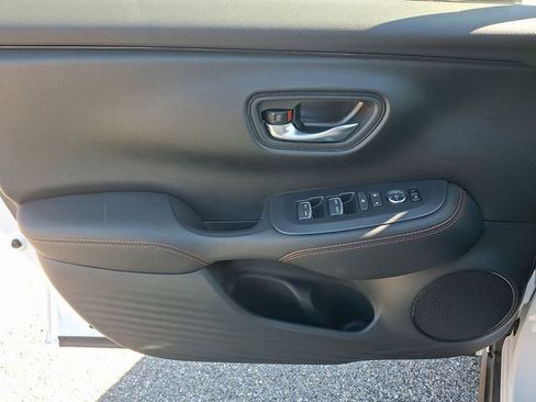 Certified 2025 Honda HR-V Sport image 12