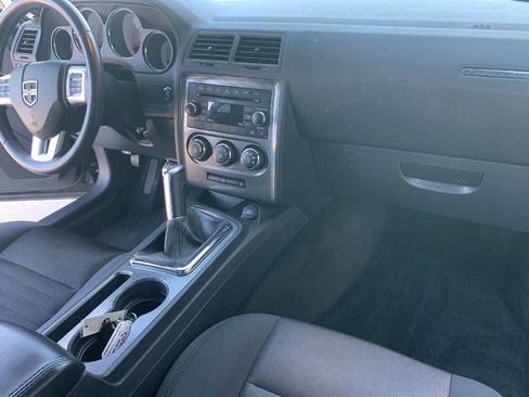 Used 2013 Dodge Challenger R/T w/ Blacktop Pkg RWD image 19