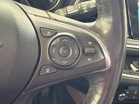 Used 2018 Buick Enclave Premium w/ Experience Buick Package image 40