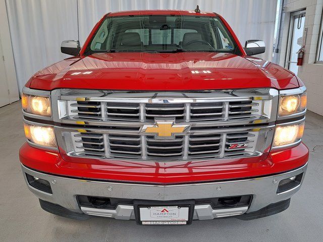 Used 2015 Chevrolet Silverado 1500 LTZ Z71 w/ LTZ Plus Package AWD/4WD image 3