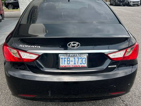Used 2012 Hyundai Sonata Limited w/ Navigation Pkg FWD image 7