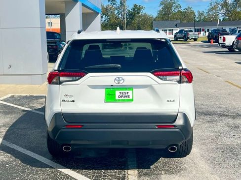 Used 2024 Toyota RAV4 XLE image 5