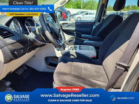 Used 2012 Dodge Grand Caravan SXT FWD image 9