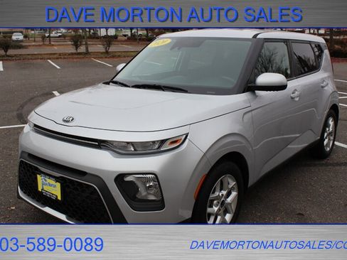Used 2020 Kia Soul S image 2