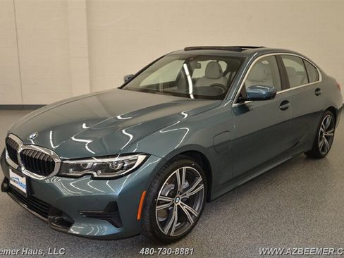 Used 2021 BMW 330e w/ Premium Package image 2