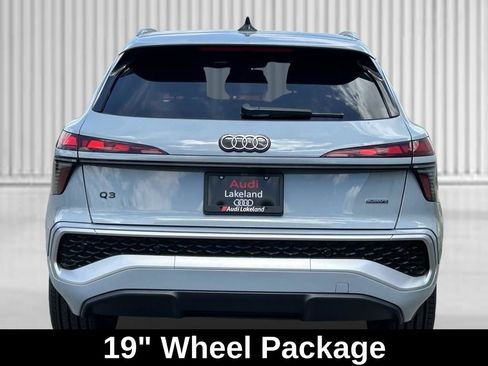 New 2026 Audi Q3 quattro 2.0T AWD/4WD image 4