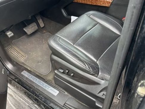 Used 2018 Chevrolet Suburban Premier image 5