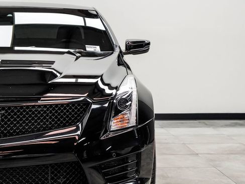 Used 2017 Cadillac ATS V w/ Luxury Package RWD image 4