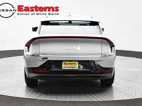 Used 2022 Kia EV6 Wind RWD image 6