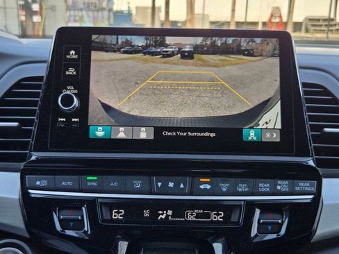 Used 2025 Honda Odyssey Sport-L image 19