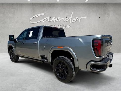 Used 2024 GMC Sierra 2500 AT4 w/ AT4 Premium Plus Package AWD/4WD image 14