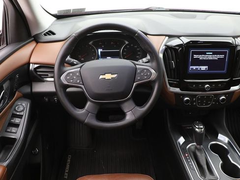 Used 2018 Chevrolet Traverse High Country image 14