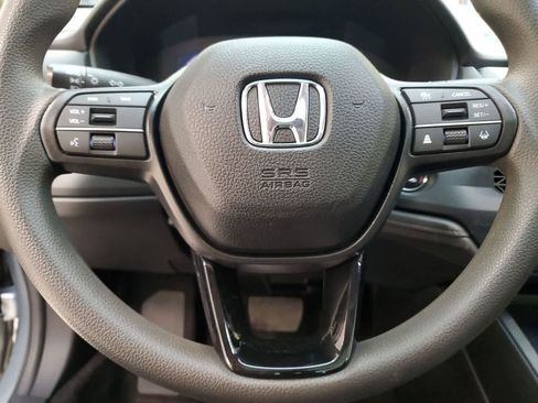 Certified 2025 Honda Accord SE image 11