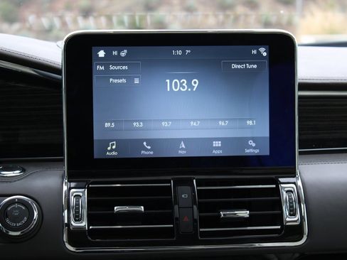 Used 2019 Lincoln Navigator Black Label w/ Cargo Package image 14