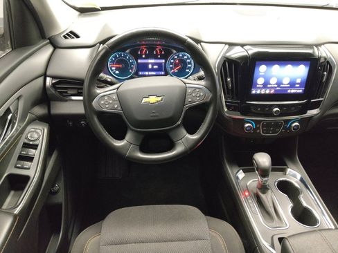Used 2021 Chevrolet Traverse LT AWD/4WD image 22