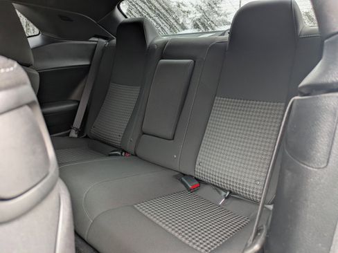 Used 2019 Dodge Challenger R/T w/ Blacktop Package image 13