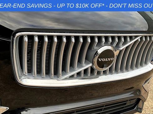 Used 2025 Volvo XC90 B6 Ultra w/ Protection Package Premier image 41