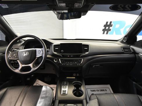 Used 2022 Honda Passport TrailSport image 17