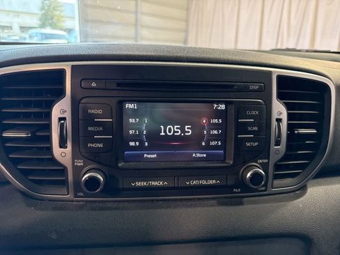 Used 2019 Kia Sportage LX FWD image 23