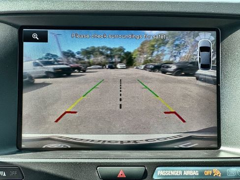 Used 2016 Ford Explorer XLT w/ Equipment Group 202A image 15