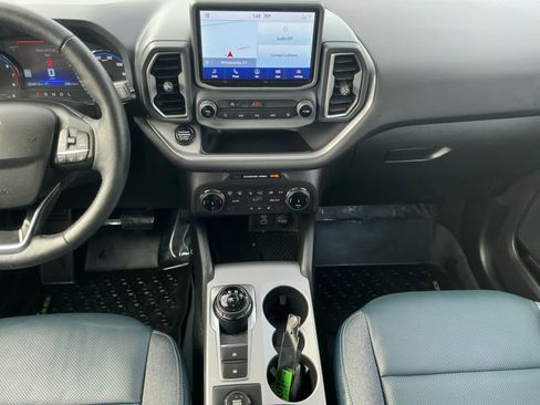 Used 2022 Ford Bronco Sport Outer Banks w/ Tech Package image 11