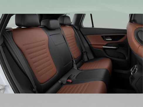 New 2026 Mercedes-Benz GLC 300 image 41