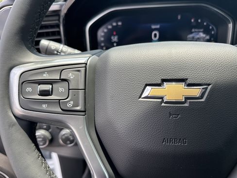 Used 2026 Chevrolet Silverado 1500 LT AWD/4WD image 25