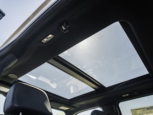 New 2026 Ford F150 Platinum w/ Equipment Group 702A High image 59