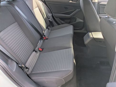 Used 2025 Volkswagen Jetta S image 27